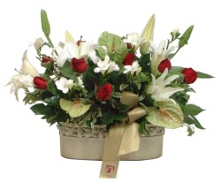 T�rkiye �i�ek sat���  SEPET I�ERISINDE KAZABLANKA VE G�LLER
