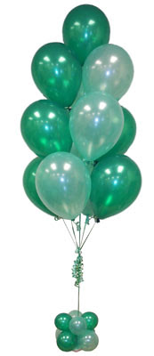 Sevdiklerinize 17 adet u�an balon demeti yollayin.   T�rkiye �i�ek yolla , �i�ek g�nder , �i�ek�i  