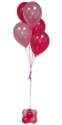 Sevdiklerinize 17 adet u�an balon demeti yollayin.  T�rkiye �i�ek g�nderme 