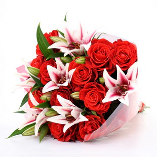  T�rkiye hediye �i�ek yolla  3 dal kazablanka ve 11 adet k�rm�z� g�l