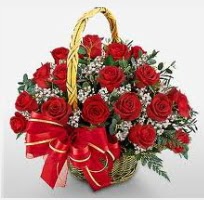 17 adet k�rm�z� g�lden g�l �i�ek sepeti  T�rkiye uluslararas� �i�ek g�nderme 