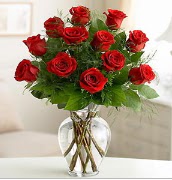 Vazo i�erisinde 12 k�rm�z� g�l  T�rkiye �i�ek yolla , �i�ek g�nder , �i�ek�i  