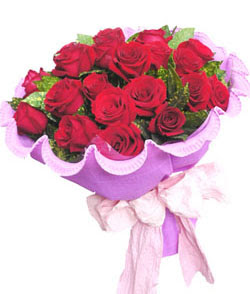 12 adet k�rm�z� g�lden g�rsel buket  T�rkiye �i�ek g�nderme 