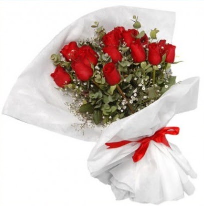 9 adet k�rm�z� g�l buketi  T�rkiye �i�ek g�nderme 