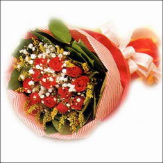 12 adet kirmizi g�l buketi   T�rkiye �i�ek , �i�ek�i , �i�ek�ilik 