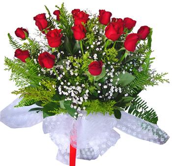 11 adet g�sterisli kirmizi g�l buketi  T�rkiye �i�ek sat��� 