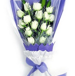  T�rkiye �i�ek g�nderme  11 adet beyaz g�l buket modeli