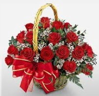 17 adet k�rm�z� g�lden g�l �i�ek sepeti  T�rkiye uluslararas� �i�ek g�nderme 