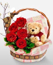 sepet i�erisinde 5 adet g�l ve 15 cm ay�c�k  T�rkiye ucuz �i�ek g�nder 