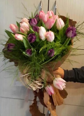 20 adet lale buketi �i�e�i  T�rkiye �i�ek yolla 